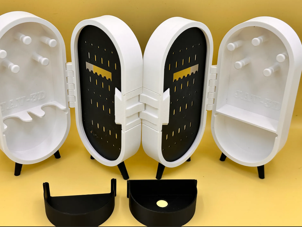 Travel Size Organizer 2 — 3D printed by Moon Studio 3D